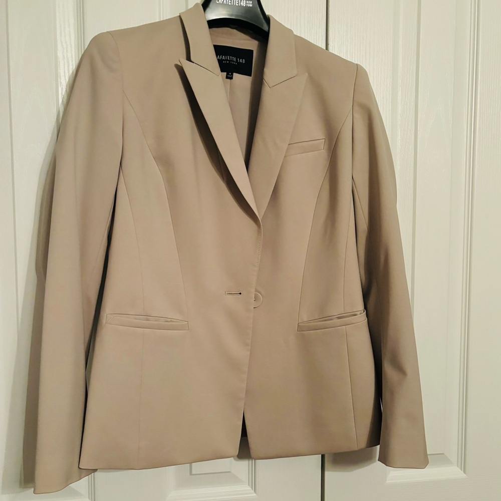 Lafayette 148 New York Tan Blazer